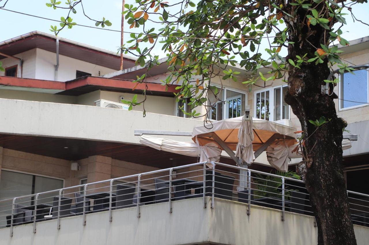 Mamba Point Hotel Monrovia Exterior foto